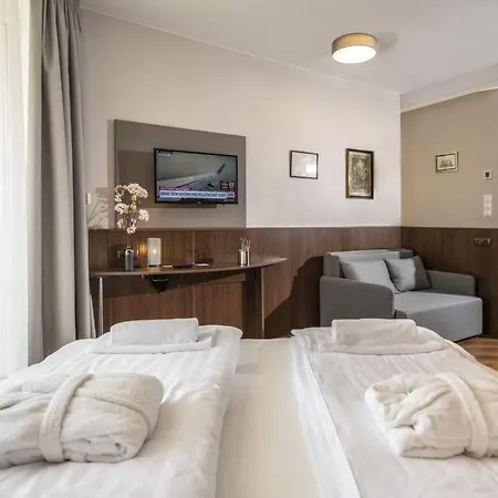 Carbona - Relax, Sissi ヘーヴィーズ