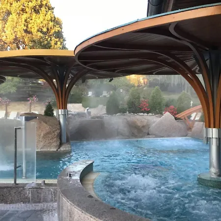 Carbona - Relax, Sissi * ヘーヴィーズ