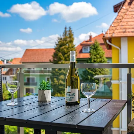 Carbona - Relax, Sissi * Hévíz