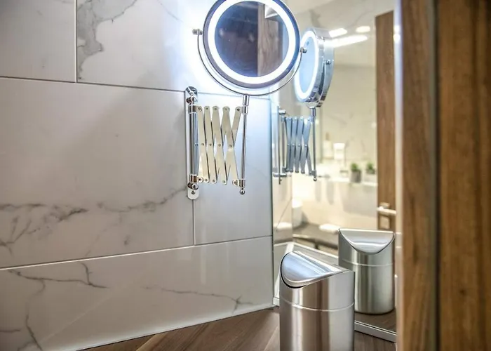 Carbona - Relax, Sissi Hévíz