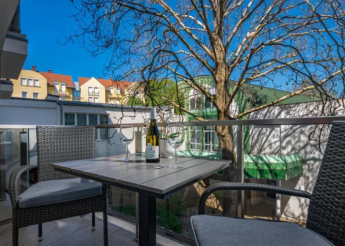 Carbona - Relax, Sissi